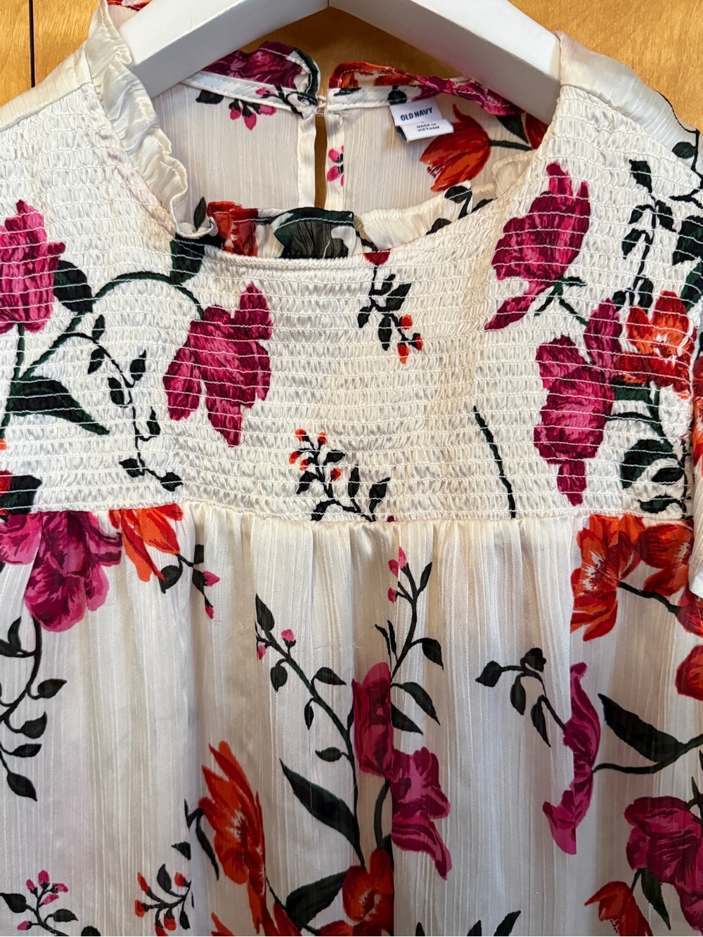 Old Navy Floral Blouse Size Large - Picture 2 of 8
